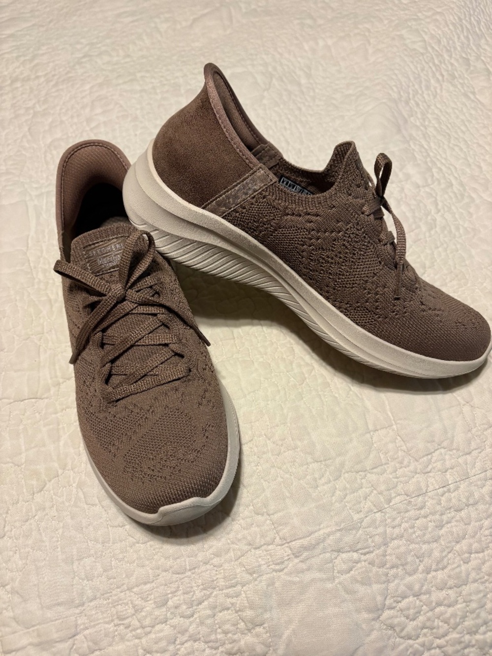 Like New Skechers- Martha Stewart Size 8 -Worn once- they look brand new